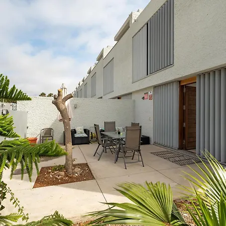 En Taro Semesterbostad *